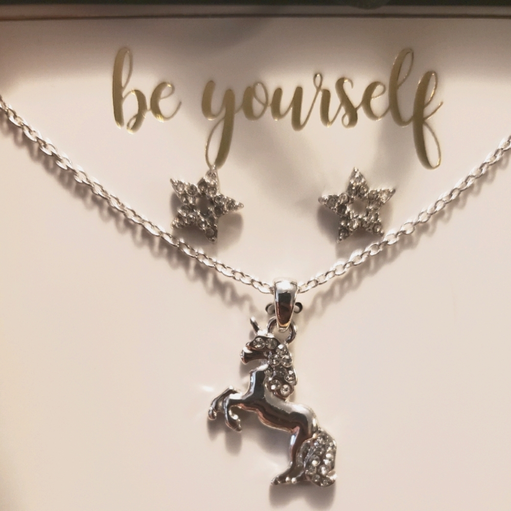 Unicorn necklace set